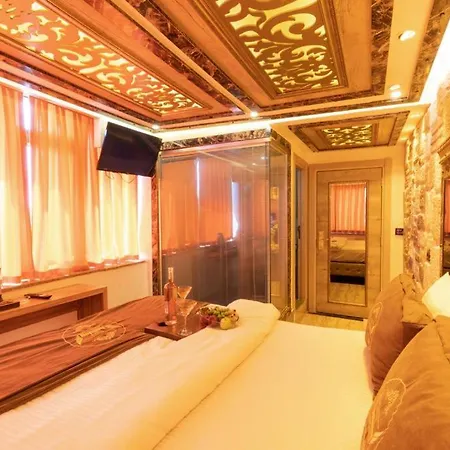 Business Hotel *